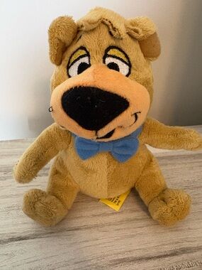 Hanna-Barbera Yogi Bear 5” Soft Plush Jellystone Park Mascot